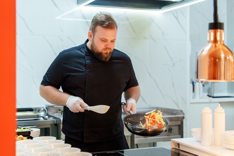 Открытая кухня