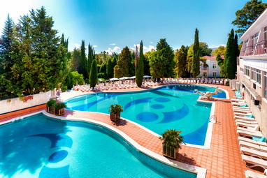 Открытый бассейн