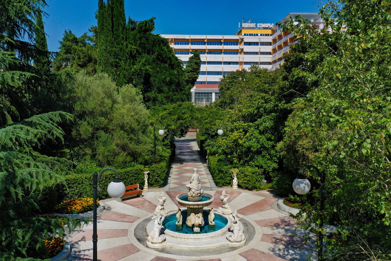 Территория санатория «Южное Взморье»